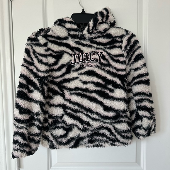 Juicy Couture Other - Girls Juicy Couture 6x Zebra Print fluffy Sweater